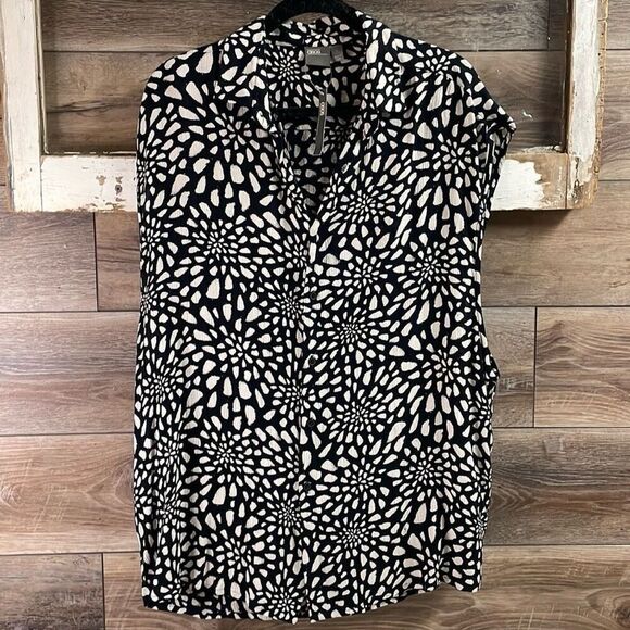 NWT ASOS Women’s Short Sleeve Button Up Black White Viscose Blouse Size Large - Picture 2 of 8